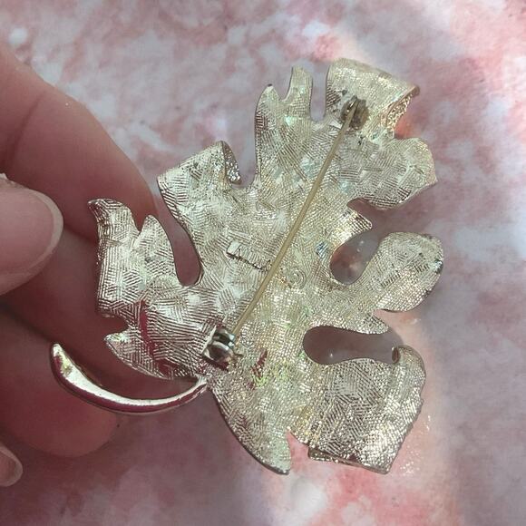 Vintage Sarah Coventry Leaf Brooch Silver - Picture 2 of 11
